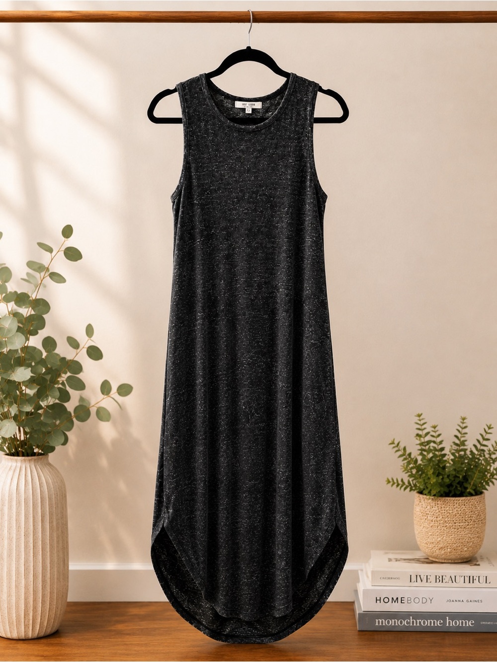 Sleeveless Black Sparkle Midi Dress